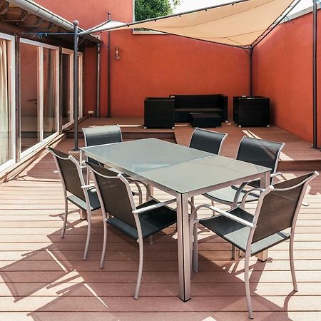 Hotel Sleepinn Volkspark (Adults Only) Hamburg Exterior foto